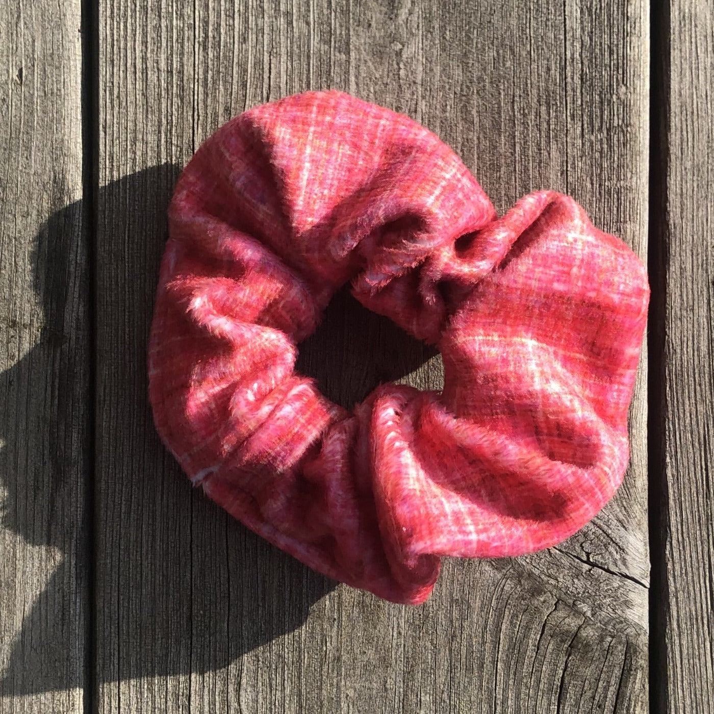 Rosa Lin - scrunchie