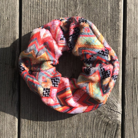 Rosa Sikksakk - scrunchie